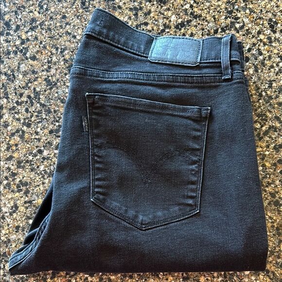 Levi’s Classic Straight Black Jeans - Picture 6 of 6